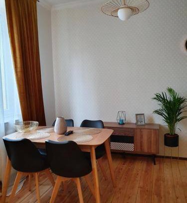 Katowice Apartment | 70 m² Apartment ∙ 2 bedrooms ∙ 5 guests