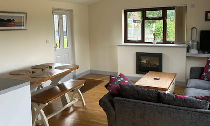 Sherborne Cottage | 70 m² Cabin ∙ 2 bedrooms ∙ 4 guests