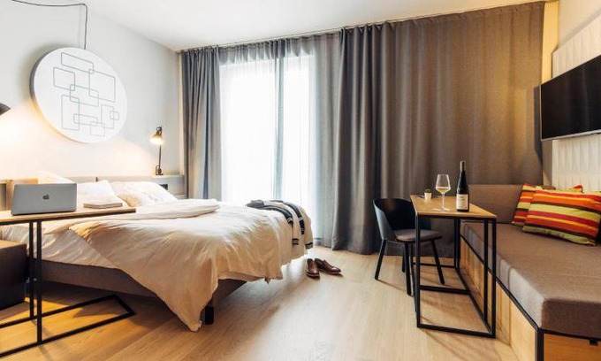 Spreitenbach Hotel | 70 m² Hotel ∙ 2 bedrooms ∙ 10 guests