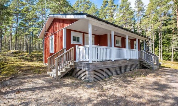 Raseborg House | 70 m² House ∙ 1 bedroom ∙ 6 guests