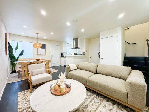 Burbank House | 70 m² House ∙ 2 bedrooms ∙ 4 guests