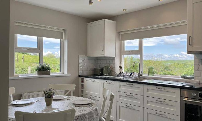 Doolin House | 70 m² House ∙ 3 bedrooms ∙ 5 guests