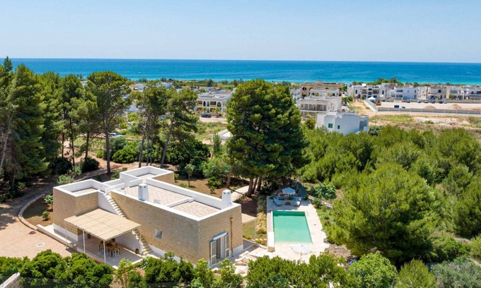 Marina di Pescoluse Villa | 70 m² Villa ∙ 3 bedrooms ∙ 6 guests
