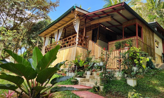 Tanay House | 700 m² House ∙ 2 bedrooms ∙ 5 guests