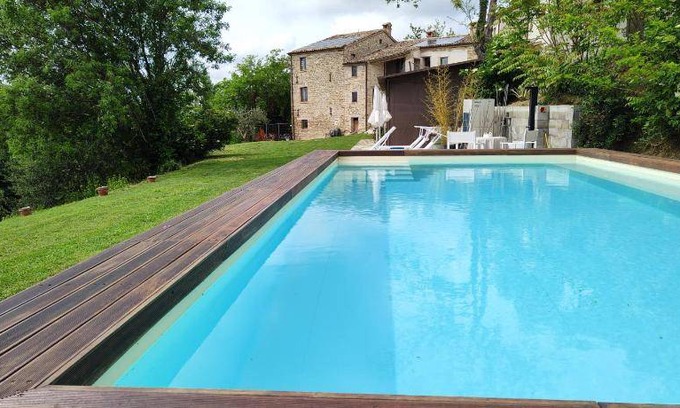 Saludecio Resort | 700 m² Resort ∙ 7 bedrooms ∙ 18 guests