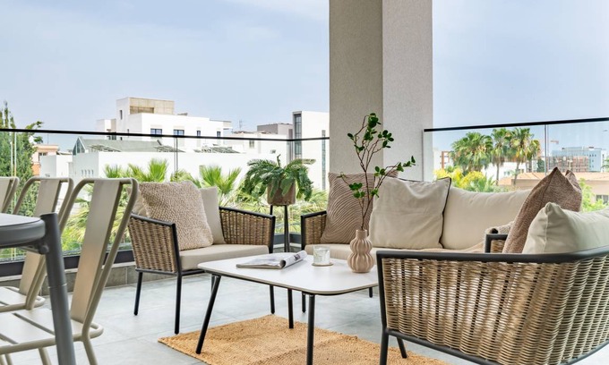 Agios Athanasios Apartment | 75 m² Apartment ∙ 3 bedrooms ∙ 6 guests