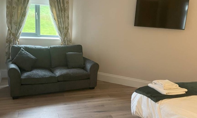 Drumkeen Apartment | 75 m² Apartment ∙ 3 bedrooms ∙ 6 guests