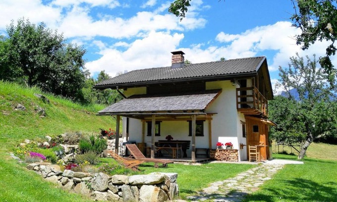 Mezzano House | 75 m² House ∙ 2 bedrooms ∙ 5 guests
