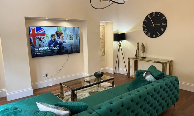 City Centre Glasgow House | 75 m² House ∙ 3 bedrooms ∙ 7 guests