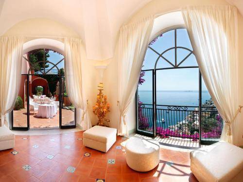 Liparlati Resort | 750 m² Resort ∙ 7 bedrooms ∙ 19 guests