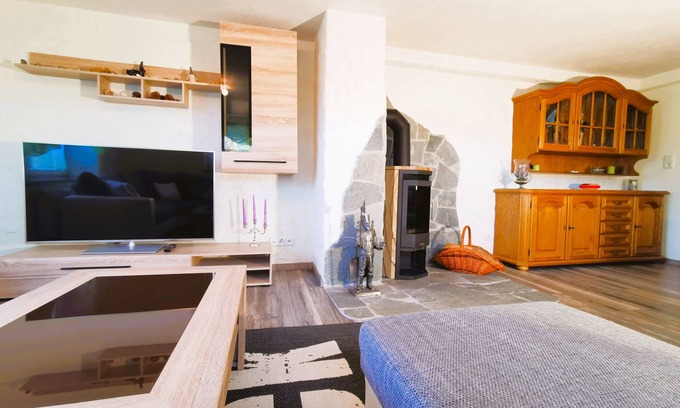 Schoenheide Apartment | 77m² vacation apartment for up to 4 people with a stunning valley view.