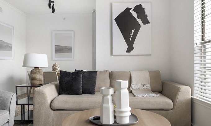 McNeil Apartment | 78 m² Apartment ∙ 1 bedroom ∙ 2 guests