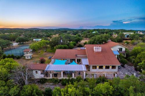 Paleface Lake Country Estates House | 7br Home w Pool - Perfect for Family Reunions