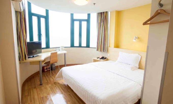 Guanghui Hotel | 7Days Inn Duyun Bus Terminal Station