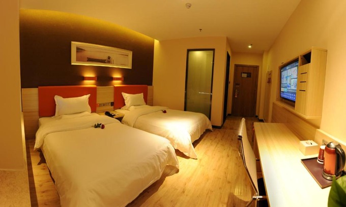 Yichang Hotel | 7Days Premium Yichang Wanda Plaza Canal Park Branch