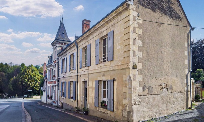 Courdemanche House | 8 bedroom gorgeous home in COURDEMANCHE