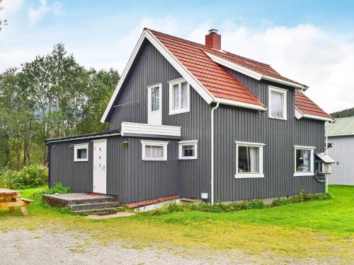 Bindal House | 8 person holiday home in Terr k