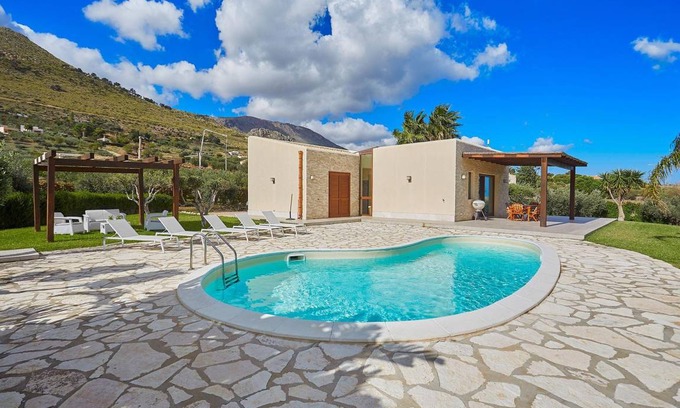 Scopello House | 80 m² House ∙ 2 bedrooms ∙ 6 guests
