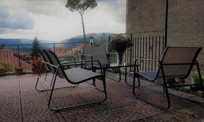 San Donato Val Di Comino House | 80 m² House ∙ 2 bedrooms ∙ 4 guests