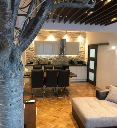 Stara Zagora Apartment | 80 m² Apartment ∙ 2 bedrooms ∙ 6 guests