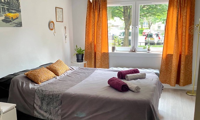 Leith Apartment | 80 m² Apartment ∙ 2 bedrooms ∙ 4 guests
