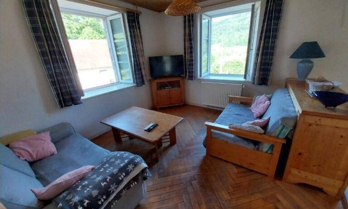 Laval-le-Prieure House | 80 m² Gîte ∙ 3 bedrooms ∙ 6 guests