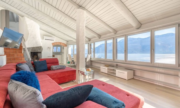 Porto Ronco House | 80 m² House ∙ 1 bedroom ∙ 4 guests