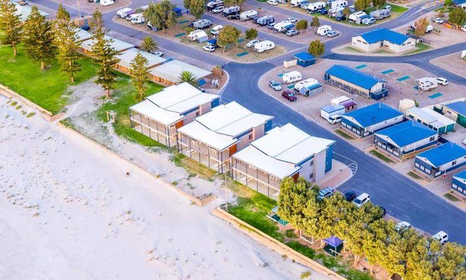 Wallaroo Resort | 80 m² Resort ∙ 3 bedrooms ∙ 8 guests