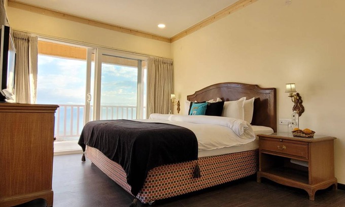Chakrata Resort | 80 m² Resort ∙ 3 bedrooms ∙ 6 guests