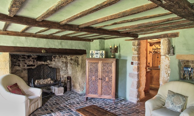 Caldicot House | 800 Year Old Manor House, Holiday Home, Stay in Luxury.