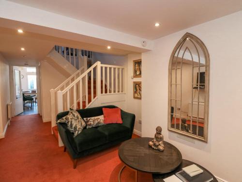 Wexford House | 83 Upper John Street