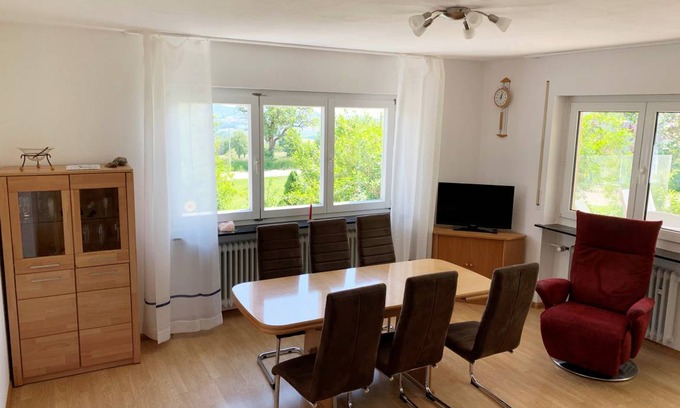 Wiechs am Randen Apartment | 85 m² Apartment ∙ 3 bedrooms ∙ 5 guests