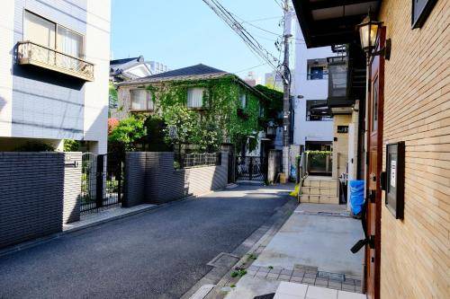 Shinjuku House | 85 m² House ∙ 3 bedrooms ∙ 8 guests