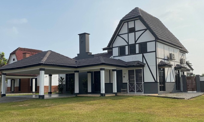 Alor Gajah House | 892 Villa D 'faro Afamosa Resort Melaka