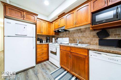 Jasper Place Apartment | 900 m² Apartment ∙ 2 bedrooms ∙ 6 guests