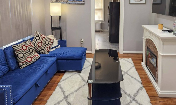 Teaneck Apartment | 92 m² Apartment ∙ 3 bedrooms ∙ 8 guests