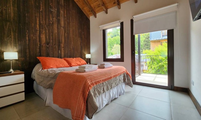 Lanin National Park Apartment | 95 m² Apartment ∙ 2 bedrooms ∙ 6 guests