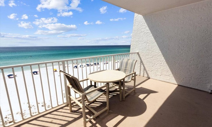 Walton County Condo | 95 m² Condo ∙ 2 bedrooms ∙ 6 guests