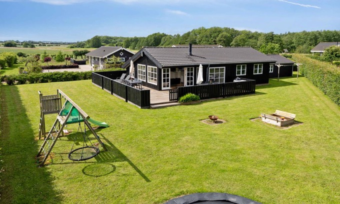 Flovt Strand House | 95 m² House ∙ 4 bedrooms ∙ 6 guests