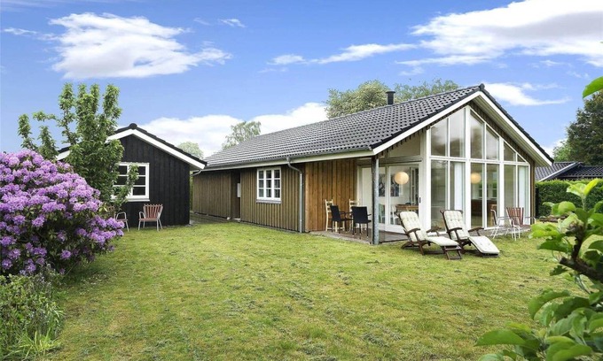 Beder Malling House | 98 m² House ∙ 2 bedrooms ∙ 6 guests