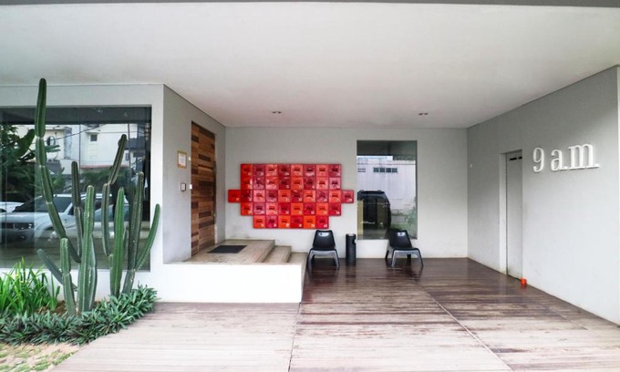 Binong House | 9AM