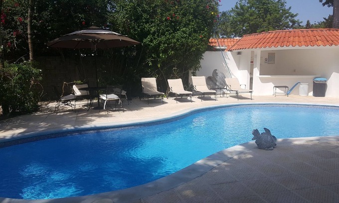 Villas Ana Maria Villa | 9BD 9BTH luxury party villa in central Sosua, guest-friendly, fully equipped!