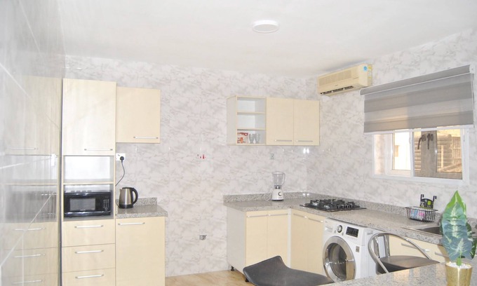 Surulere House | A 1bedroom luxurious apartment in a serene environment and well furnished.