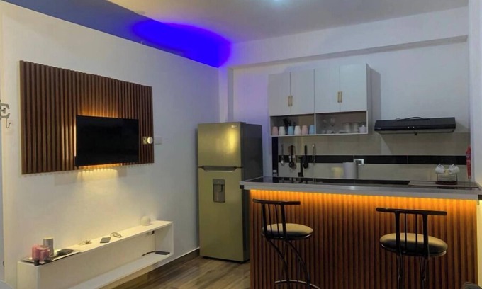 La Caleta Apartment | A 7 MINUTOS del Aeropuerto Las Américas SDQ. Moderno y Compacto Apartamento.