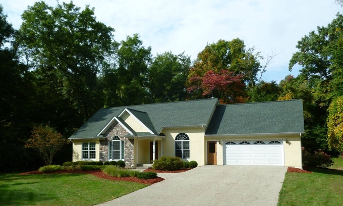 Flushing Township Cottage | A beautiful 1400 sq. ft. Cottage in the Woods, just 5 minutes from Flushing.