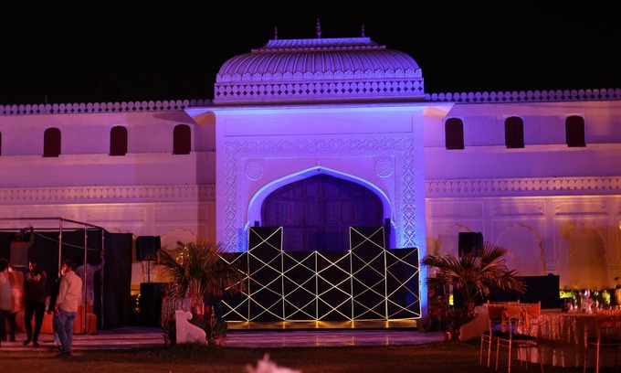 Surat House | A beautiful bungalow with a beautiful view in the heart of the city