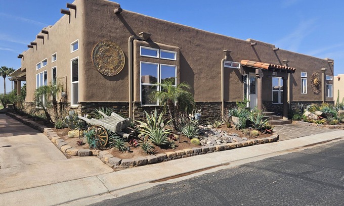 Needles House | A BEAUTIFUL COLORADO RIVER RENTAL