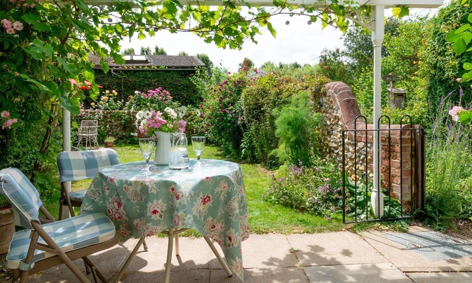 Cavendish Cottage | A beautiful little Victorian House in one of Suffolk’s prettiest villages.