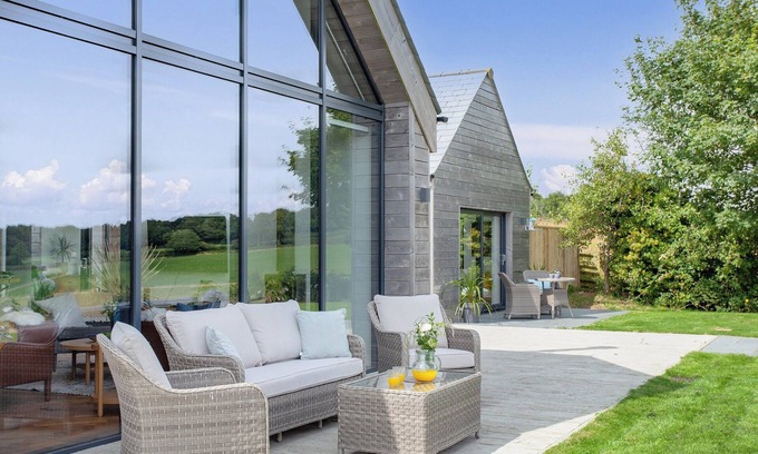 Par Cottage | A beautifully crafted lodge, designed to offer the wow factor.