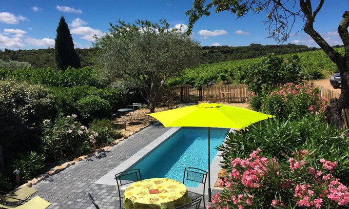 Saint-Chinian House | A charming and authentic house, wifi, pool (possible to heat) enclosed garden